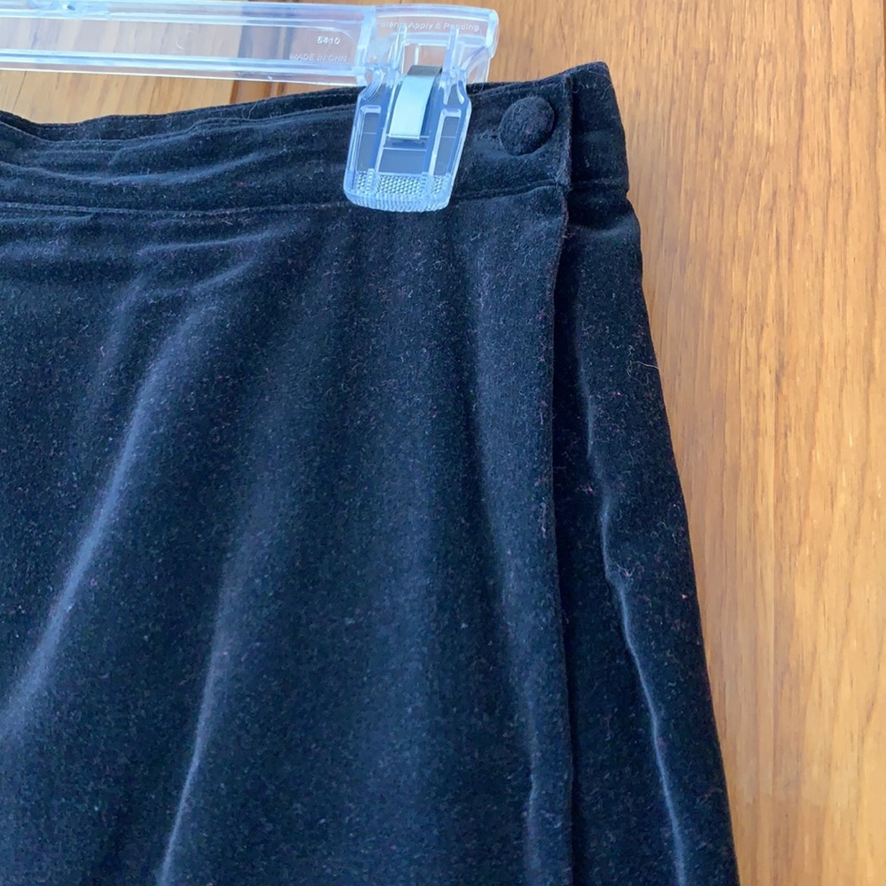 Eagles Eye Velvet Christmas Skirt - Picture 3 of 5